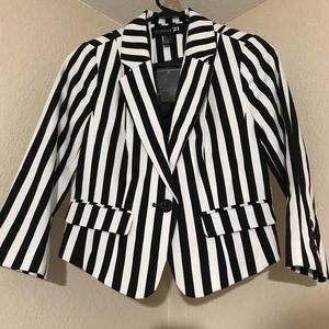 SALE🎉 Striped Blazer